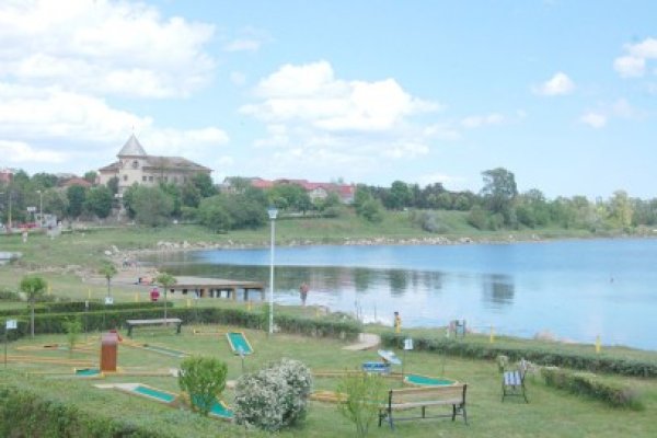Încă un chilipir oferit de Fisc: teren de lângă Sanatoriul Techirghiol, la vânzare cu mai puţin de 300 de milioane